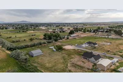 2954 S 4550 W, Taylor, UT 84401 - Photo 3
