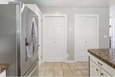 522 S Country Creek Dr, Layton, UT 84041 - Photo 17