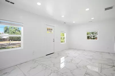 543 W Lake St, Ogden, UT 84401 - Photo 5