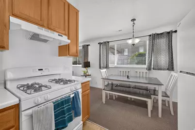 529 N 790 E #110, Provo, UT 84606 - Photo 9
