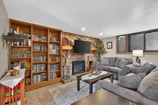 10703 S Dimple Dell Dr E, Sandy, UT 84092 - Photo 25