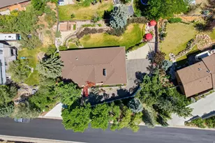 10703 S Dimple Dell Dr E, Sandy, UT 84092 - Photo 43