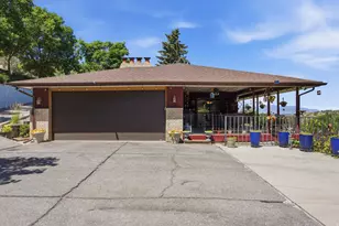 10703 S Dimple Dell Dr E, Sandy, UT 84092 - Photo 35