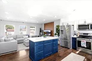 992 S 200 E, Layton, UT 84041 - Photo 7