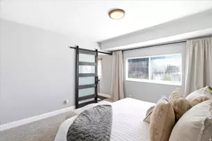 992 S 200 E, Layton, UT 84041 - Photo 13