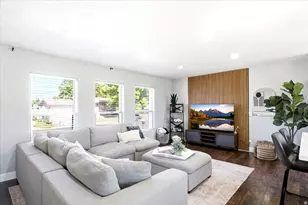 992 S 200 E, Layton, UT 84041 - Photo 3