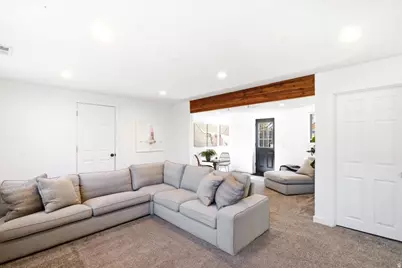 992 S 200 E, Layton, UT 84041 - Photo 19