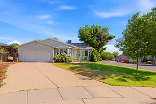 1206 E Moss Circle, Midvale, UT 84047 - Photo 3