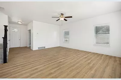 7306 N Clear Meadow Way, Eagle Mountain, UT 84005 - Photo 11