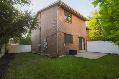 2991 S Connor St E, Salt Lake City, UT 84109 - Photo 9