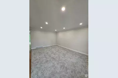 2991 S Connor St E, Salt Lake City, UT 84109 - Photo 3
