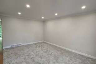 2991 S Connor St E, Salt Lake City, UT 84109 - Photo 3