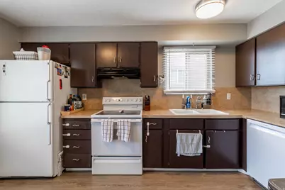 1885 E 5665 S, South Ogden, UT 84403 - Photo 9