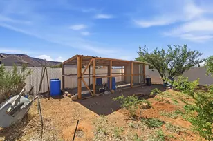 5660 N 1400 W, Winchester Hills, UT 84770 - Photo 47