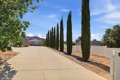 5660 N 1400 W, Winchester Hills, UT 84770 - Photo 37