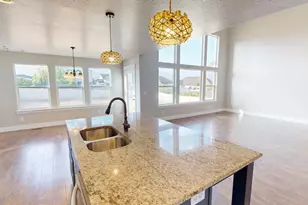 7506 W Desert Brumby, Herriman, UT 84096 - Photo 5