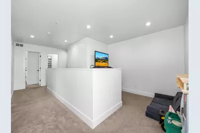 584 W 620 N, Centerville, UT 84014 - Photo 15