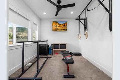 584 W 620 N, Centerville, UT 84014 - Photo 17