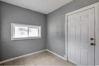 982 S Grant Ave E, Ogden, UT 84404 - Photo 7