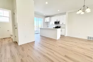 1650 N Main St, Layton, UT 84041 - Photo 5