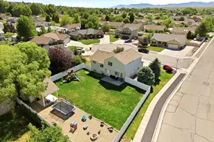 2247 S 425 W, Perry, UT 84302 - Photo 27