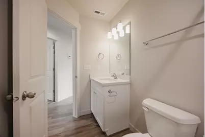 688 E 500 S #104, Provo, UT 84606 - Photo 25