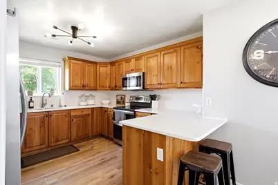 28 N 200 W, Wellsville, UT 84339 - Photo 15