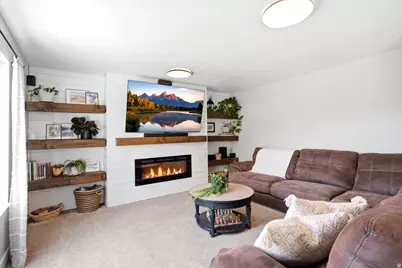 28 N 200 W, Wellsville, UT 84339 - Photo 11