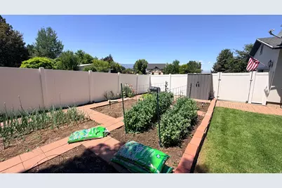 10 N Satsuma E, Providence, UT 84332 - Photo 5
