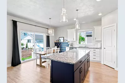 693 E 480 S, Hyrum, UT 84319 - Photo 7