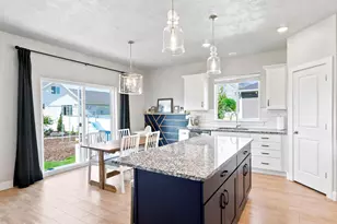 693 E 480 S, Hyrum, UT 84319 - Photo 7