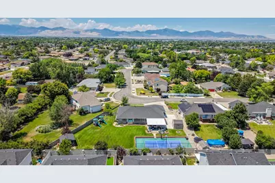9521 S 1860 W, South Jordan, UT 84095 - Photo 5