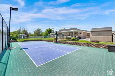 9521 S 1860 W, South Jordan, UT 84095 - Photo 17