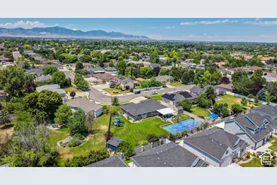 9521 S 1860 W, South Jordan, UT 84095 - Photo 11
