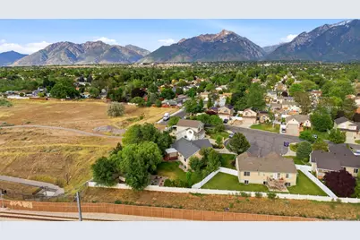 10218 S Sandy Willows Cv, Sandy, UT 84070 - Photo 57
