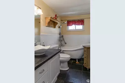1485 E 2000 N, Vernal, UT 84078 - Photo 13