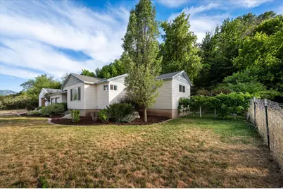 185 E South Weber Dr, South Weber, UT 84405 - Photo 49