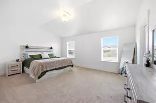 100 E Gilbert Peak Way, Eagle Mountain, UT 84005 - Photo 17