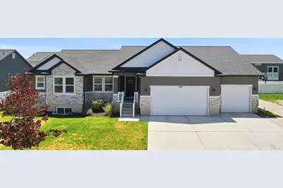100 E Gilbert Peak Way, Eagle Mountain, UT 84005 - Photo 1