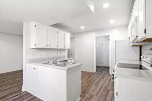 449 W 200 N, Bountiful, UT 84010 - Photo 11