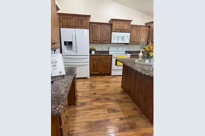 3489 Princeville Dr, Syracuse, UT 84075 - Photo 7