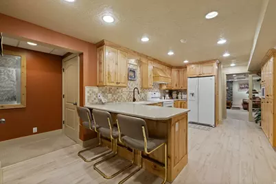 4840 S Quailstone Cir, Taylorsville, UT 84118 - Photo 29