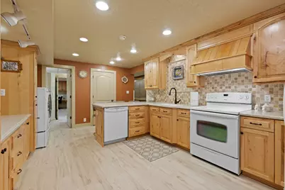 4840 S Quailstone Cir, Taylorsville, UT 84118 - Photo 31