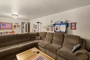 2916 E Cardiff Rd, Cottonwood Heights, UT 84121 - Photo 31