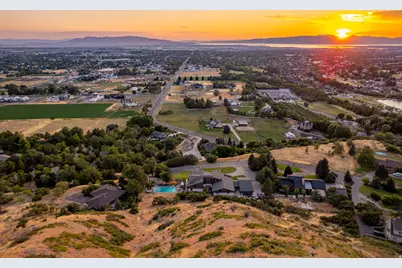 12 N Quiet Meadow Ln, Mapleton, UT 84664 - Photo 11