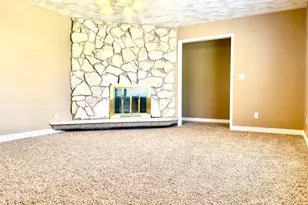 241 W 250 S, Vernal, UT 84078 - Photo 5