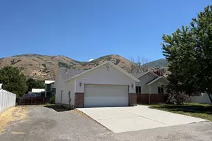 587 W 2400 Ln S, Perry, UT 84302 - Photo 9