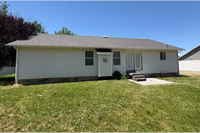 587 W 2400 Ln S, Perry, UT 84302 - Photo 7