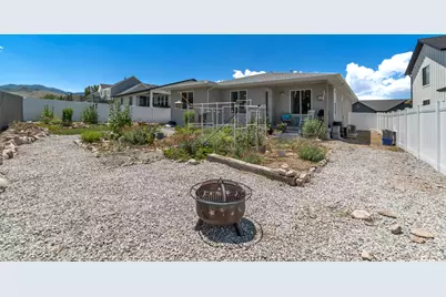 683 E Kings Lndg, Tooele, UT 84074 - Photo 39