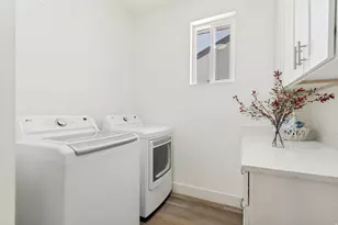 683 E Kings Landing, Tooele, UT 84074 - Photo 15